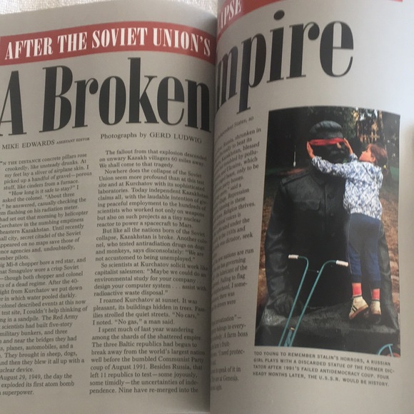 National Geographic Vol. 183 No. 3 March 1993 - Picture 5 of 12